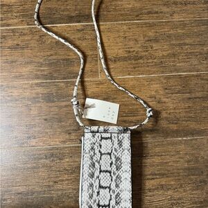 a new day Snake Print Crossbody Bag - Black and White